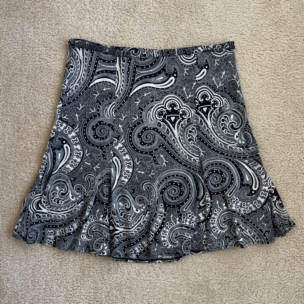 Ann Taylor Petites Silk Black White Patterned A-line Print Skirt Large Petite